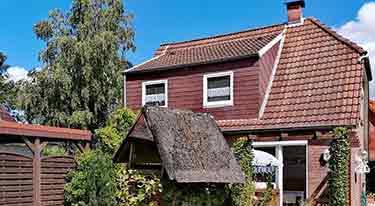 Komfortables Ferienhaus mit Garten in Emden in Ostfriesland