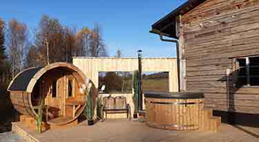 Urig-rustikale Hütte mit Sauna und Hotpot in Alleinlage im Bayerischen Wald