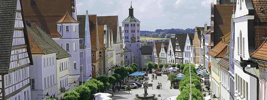 Marktplatz in Günzburg (Foto: Bayern Tourismus Marketing GmbH)