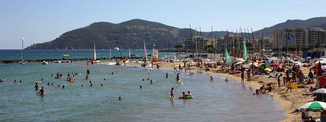 Strand zwischen Cannes und Mandelieu-La Napoule (Foto: Ingo Bauer)