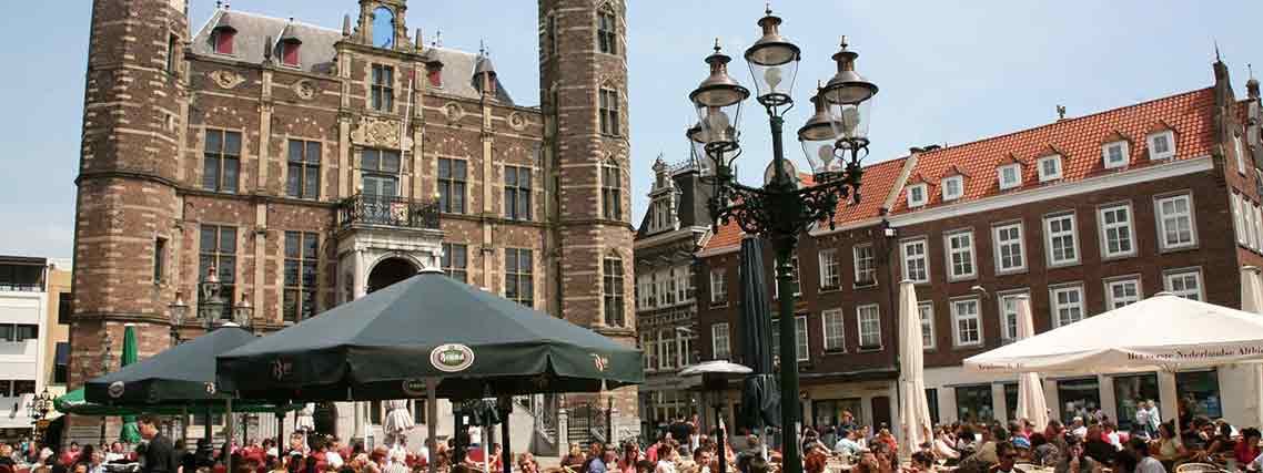 Der Rathausplatz in Venlo (Foto: yourmediakit.com)