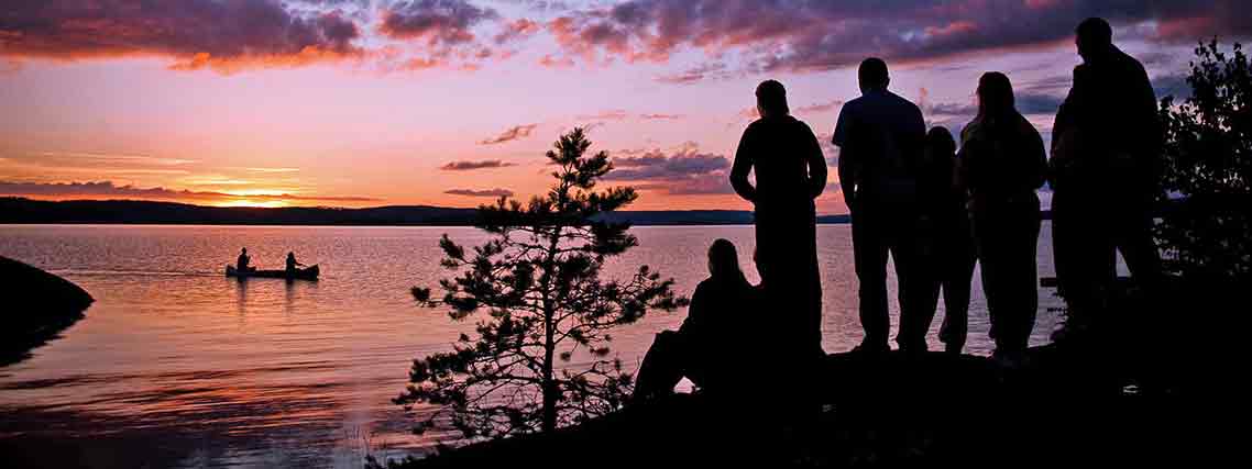 Sonnenuntergang am See in Schweden (Foto: Andreas Springer)
