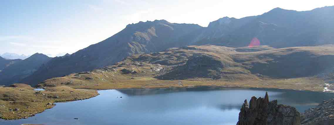 Lac de Louché (2570 m) oberhalb des Val Réchy (Foto: Vercorin Tourisme)